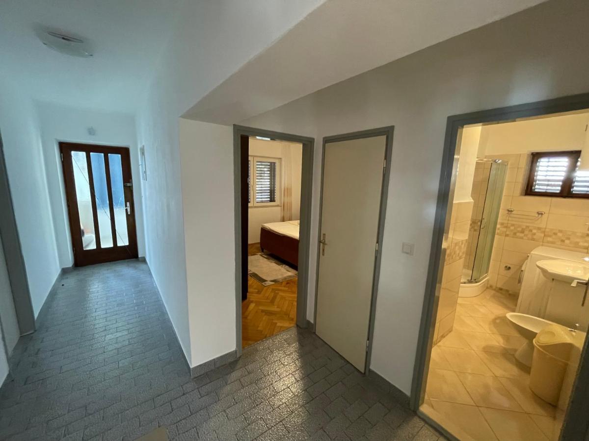 אומיס Apartment Mlija מראה חיצוני תמונה