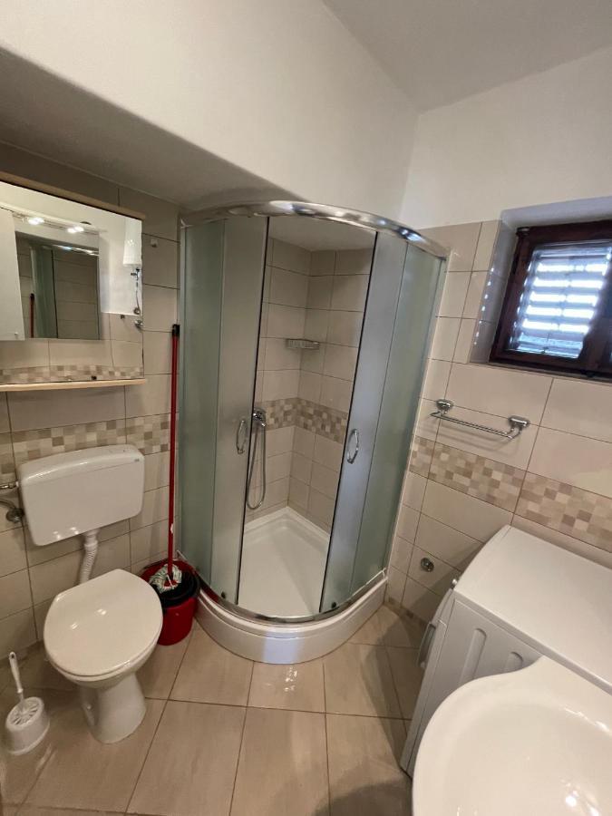 אומיס Apartment Mlija מראה חיצוני תמונה