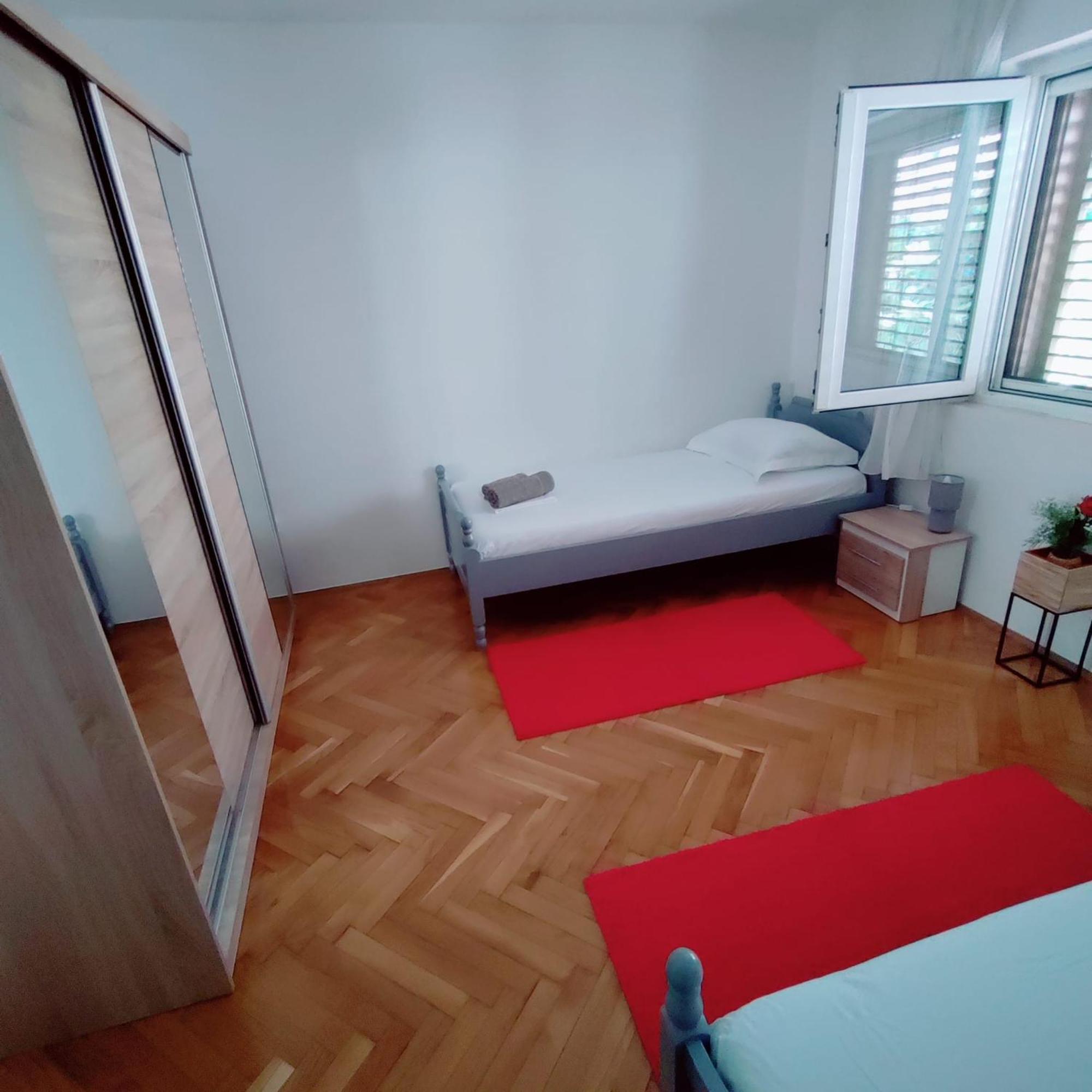 אומיס Apartment Mlija מראה חיצוני תמונה