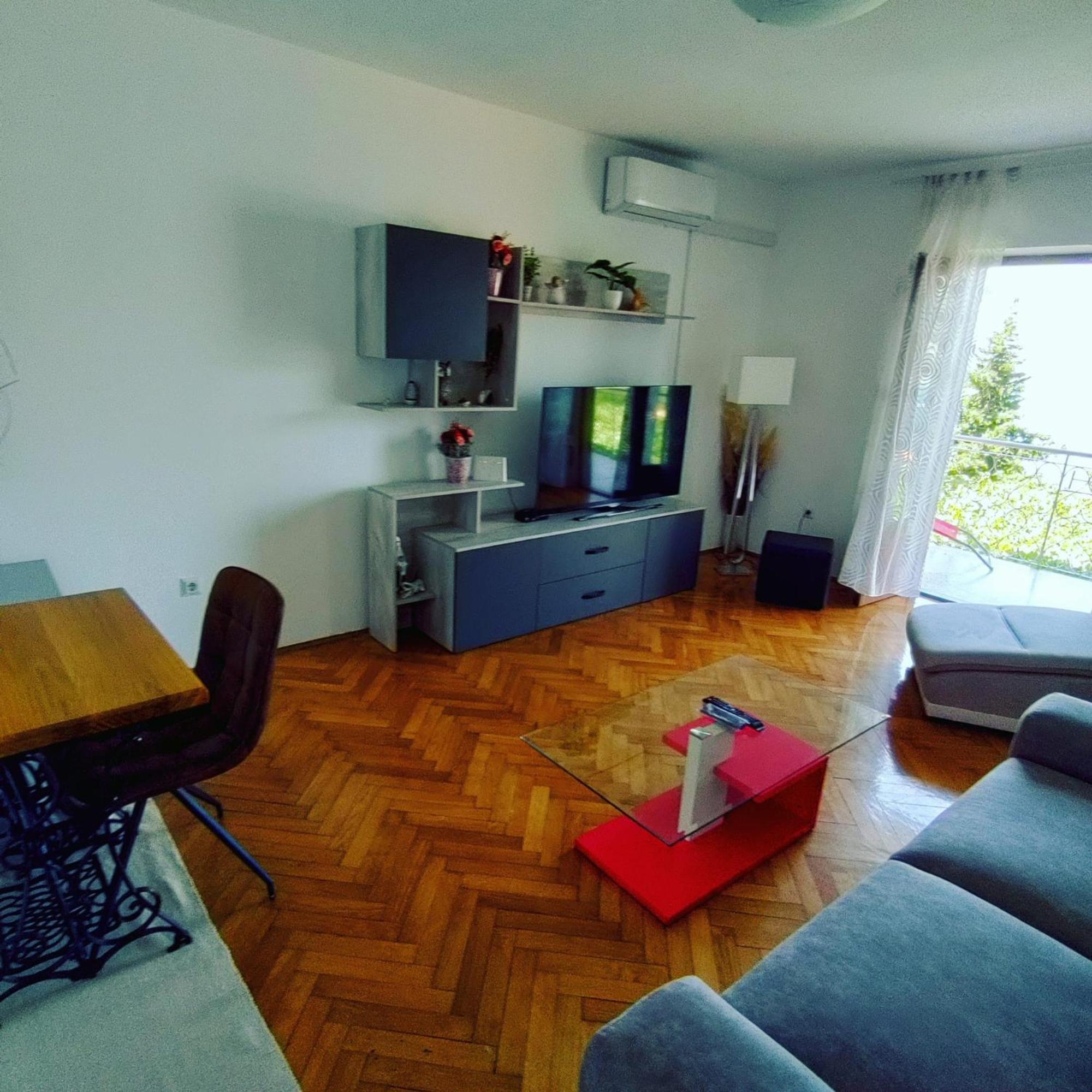 אומיס Apartment Mlija מראה חיצוני תמונה